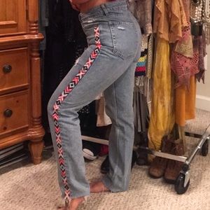 Straight leg  jeans and half zip crop short sleeve